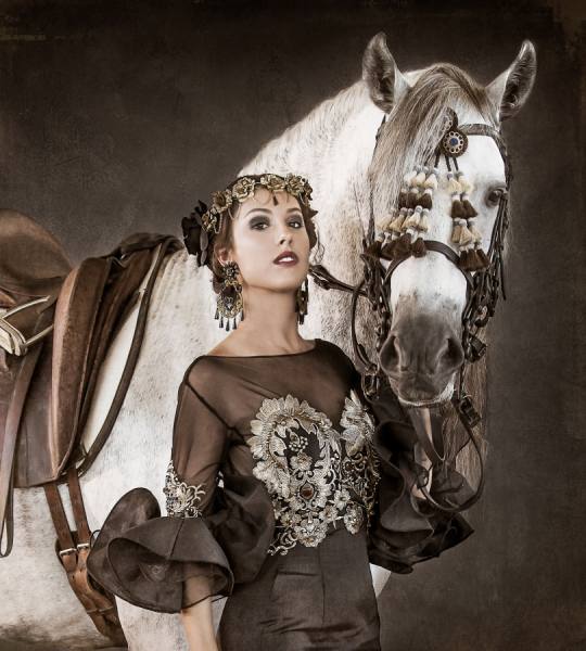 Photograph Ignacio Alvar  Thomas Clara Y Orador on One Eyeland
